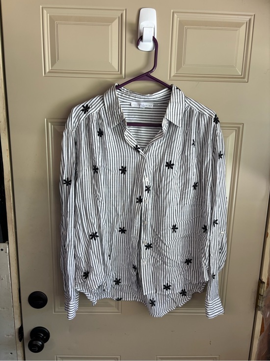 Jane and Delancey Tops - Jane and Delancey White & Black Striped Embroidered Button-Down b164s